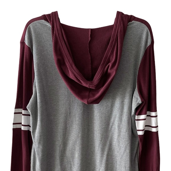 just be NYC Thermal Football Style V-neck Hooded Long Sleeve Shirt - Picture 8 of 16